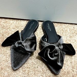 American Eagle bow mules